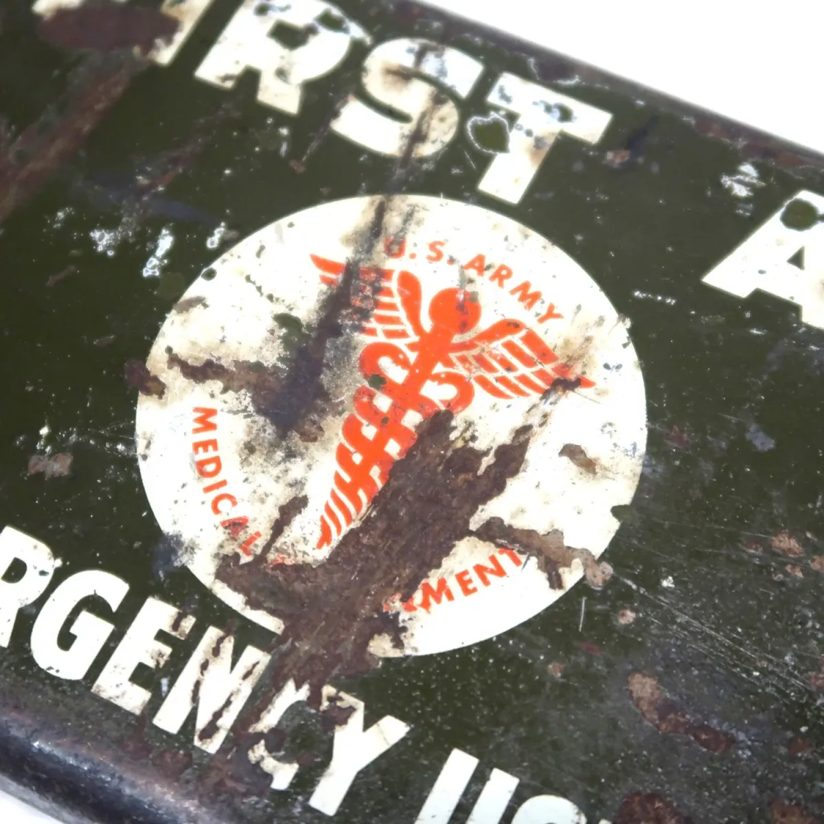 U.S. ARMY ビンテージ FIRST AID メタルボックス ミリタリー