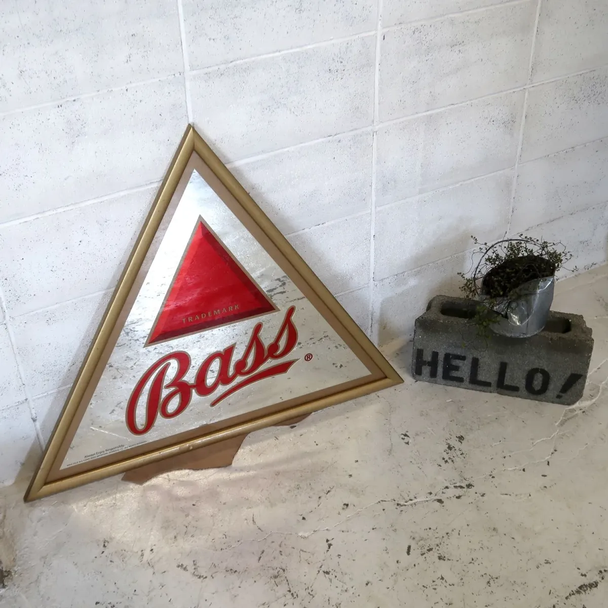 Bass パブミラー