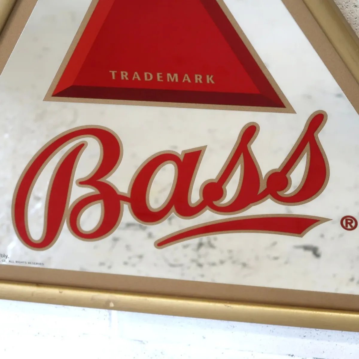 Bass パブミラー