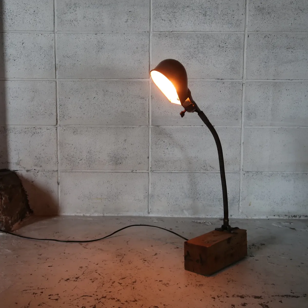 ビンテージ インダストリアルランプ グースネック