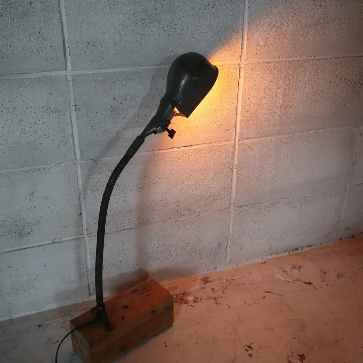 ビンテージ インダストリアルランプ グースネック