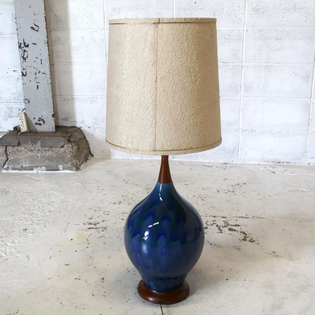 ミッドセンチュリー セラミックベース テーブルランプ