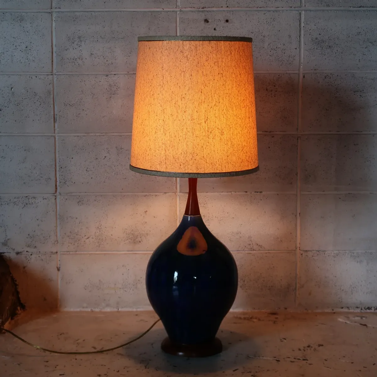 ミッドセンチュリー セラミックベース テーブルランプ