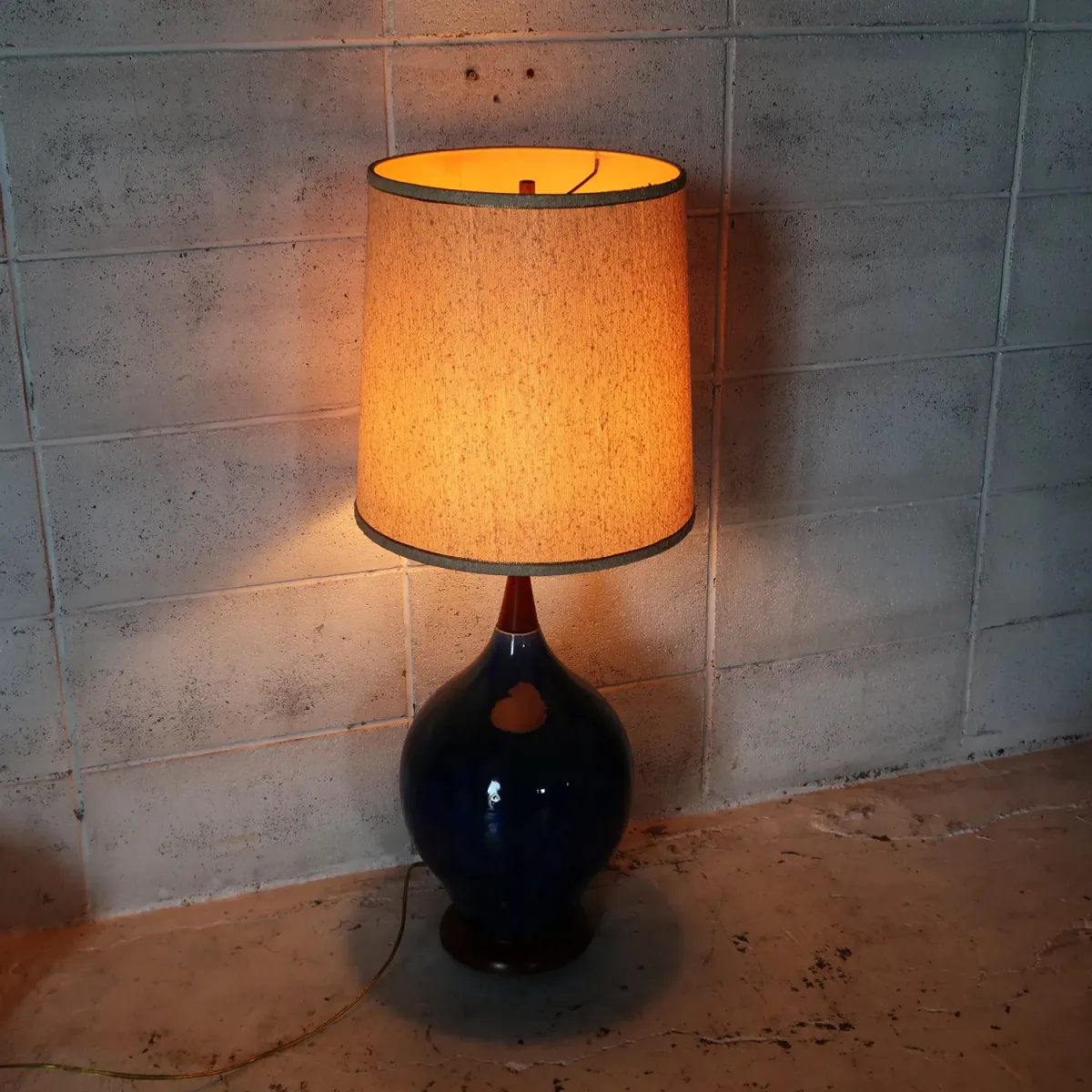 ミッドセンチュリー セラミックベース テーブルランプ