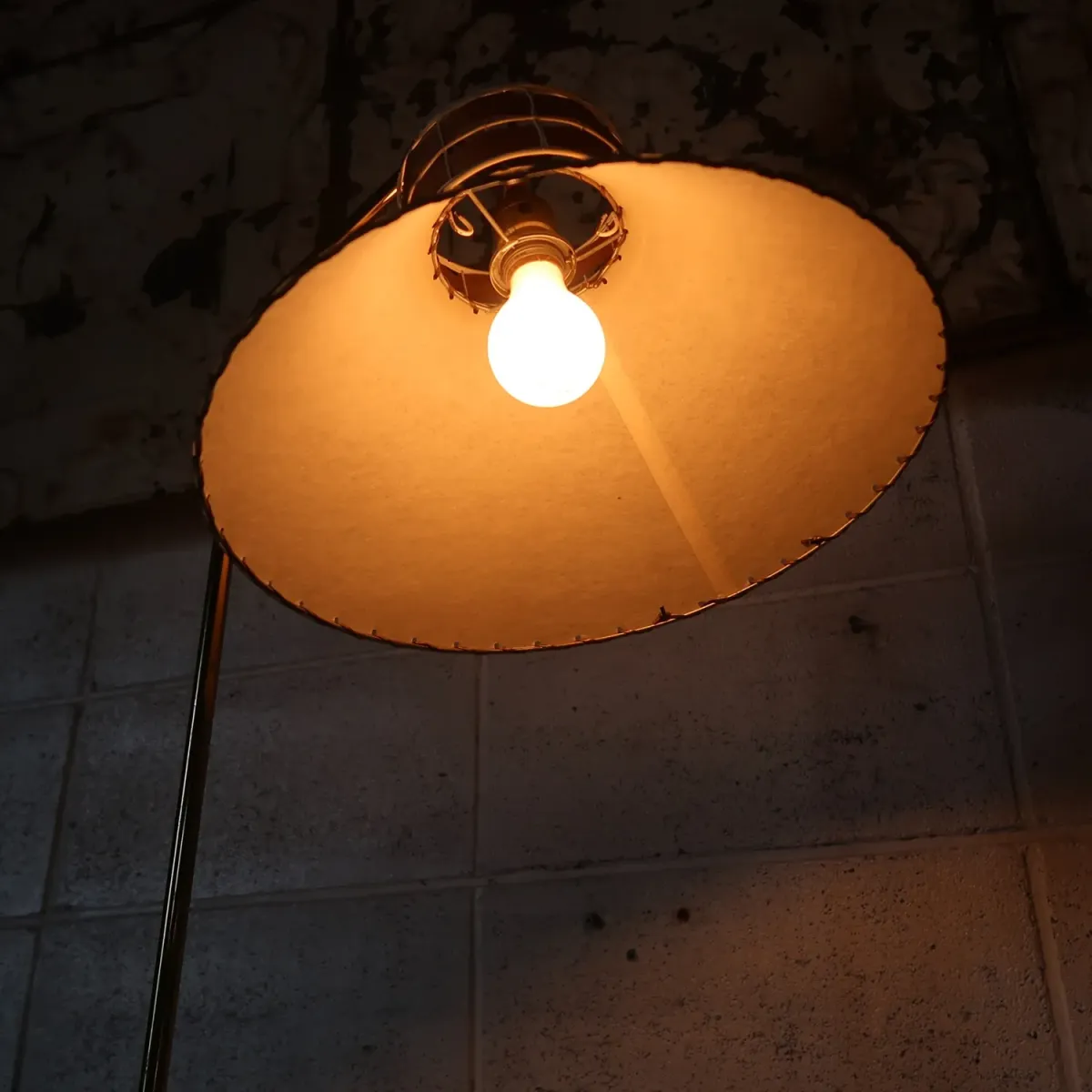 Tony Paul ミッドセンチュリー ガラステーブル フロアランプ