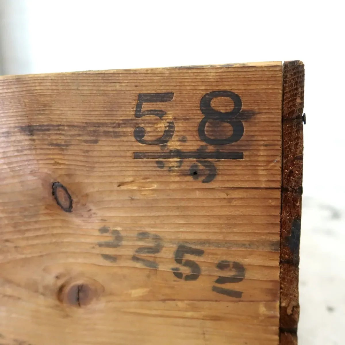 BLACK & WHITE ビンテージ ウッドボックス