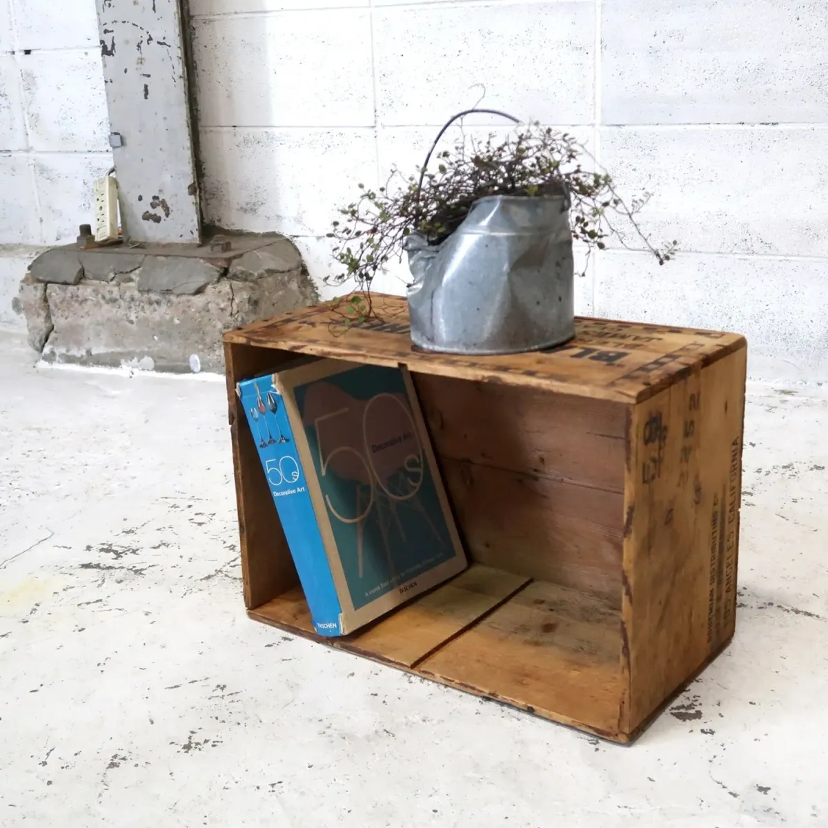 BLACK & WHITE ビンテージ ウッドボックス