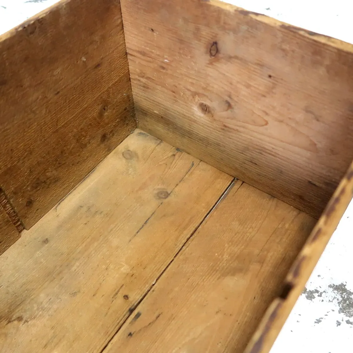 BLACK & WHITE ビンテージ ウッドボックス