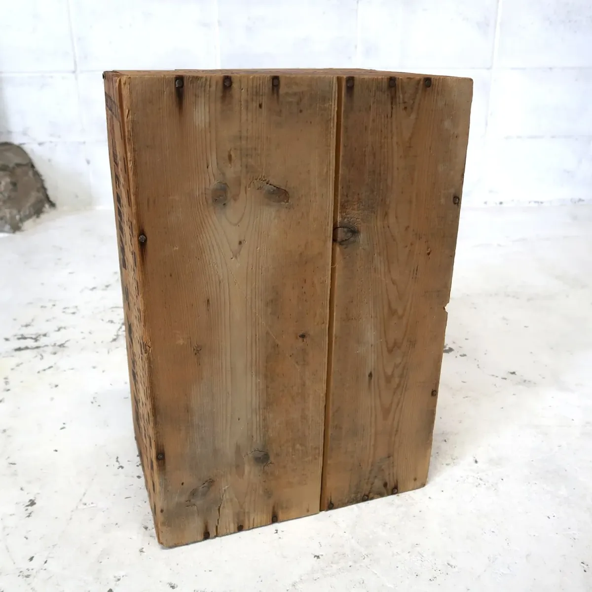 BLACK & WHITE ビンテージ ウッドボックス