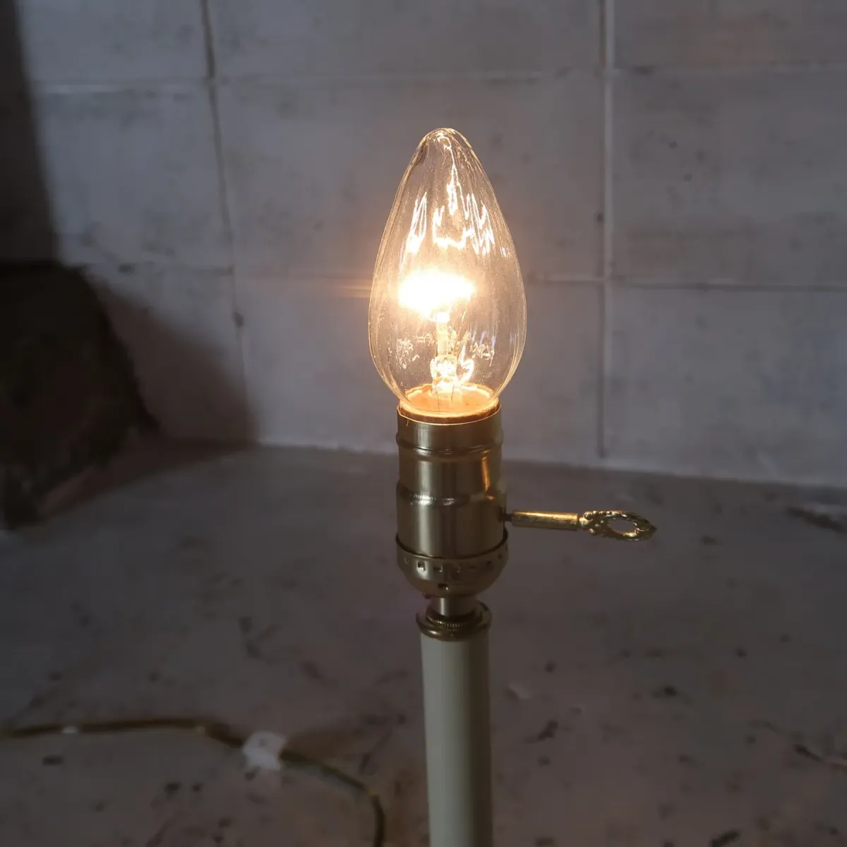 ビンテージ ゴールドメタル キャンドルランプ