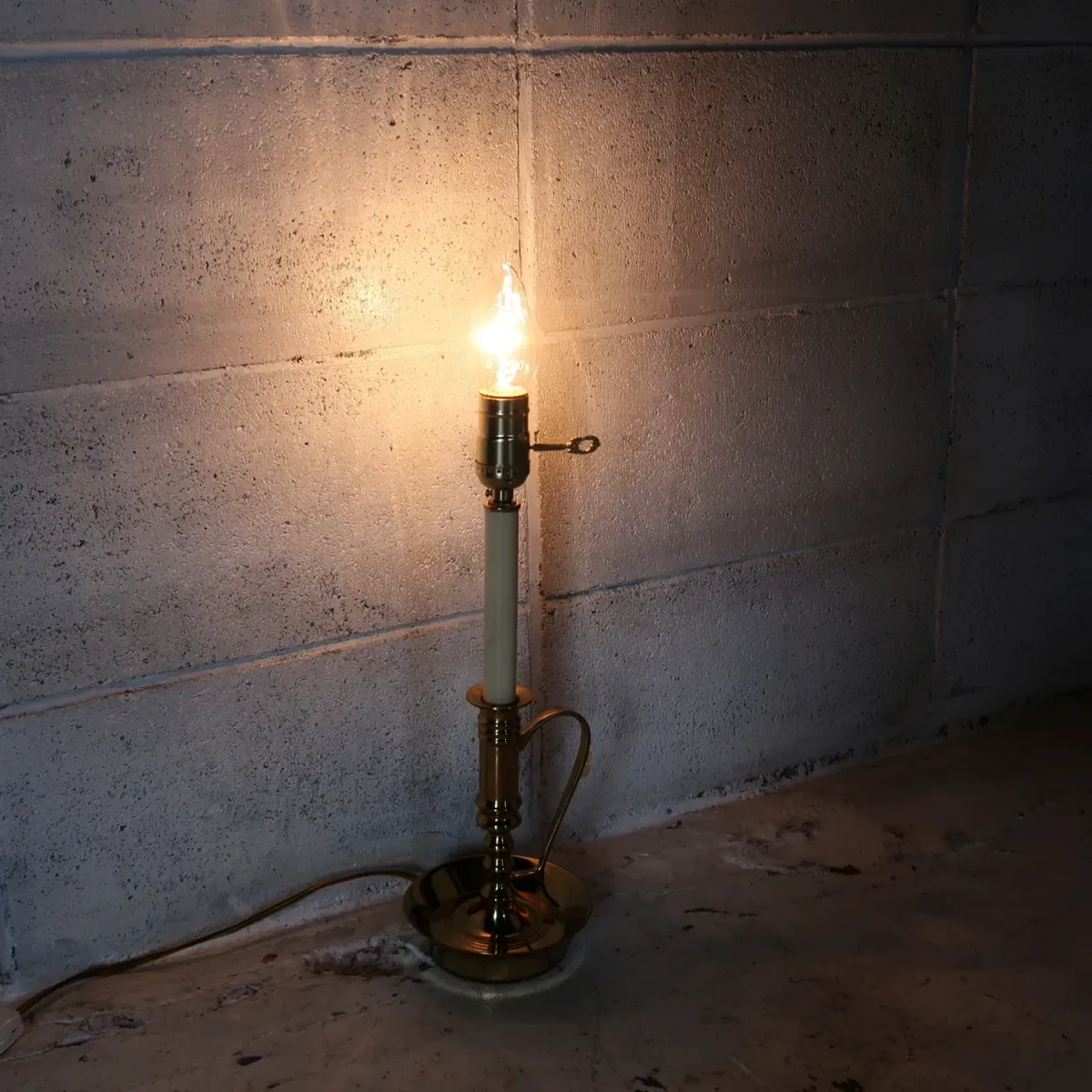 ビンテージ ゴールドメタル キャンドルランプ