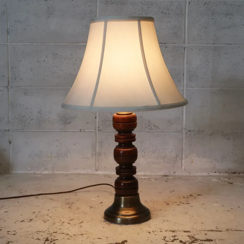 アンティーク モダンデザイン テーブルランプ