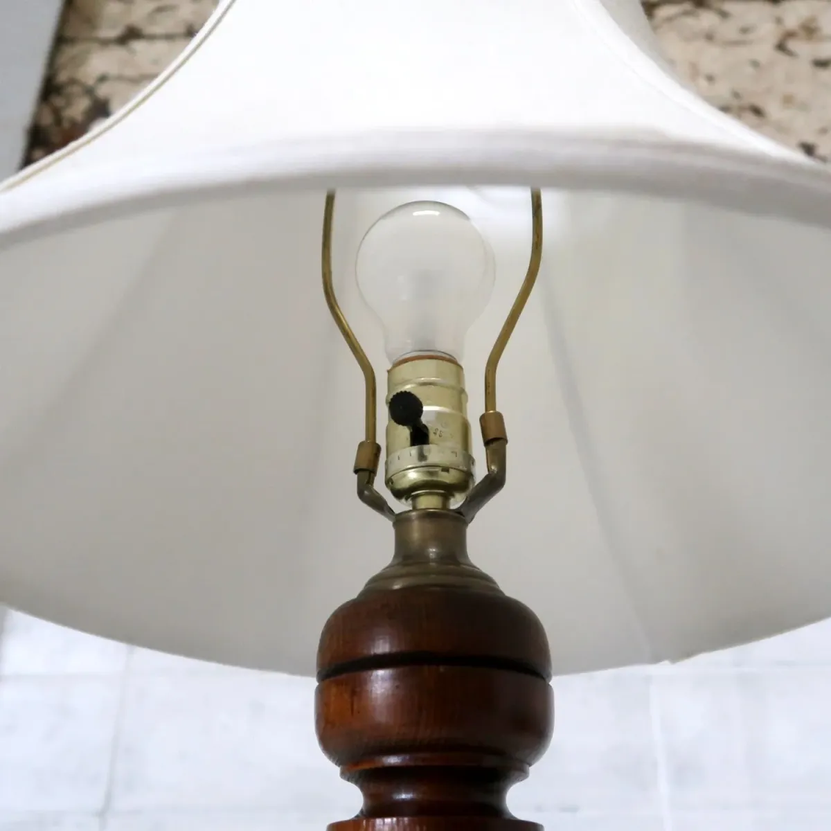 アンティーク モダンデザイン テーブルランプ