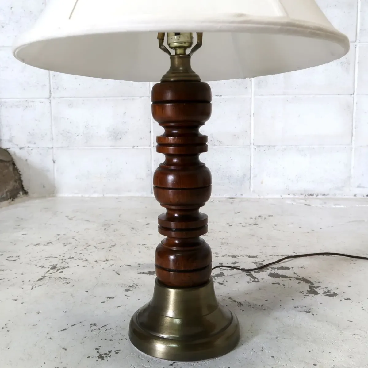 アンティーク モダンデザイン テーブルランプ