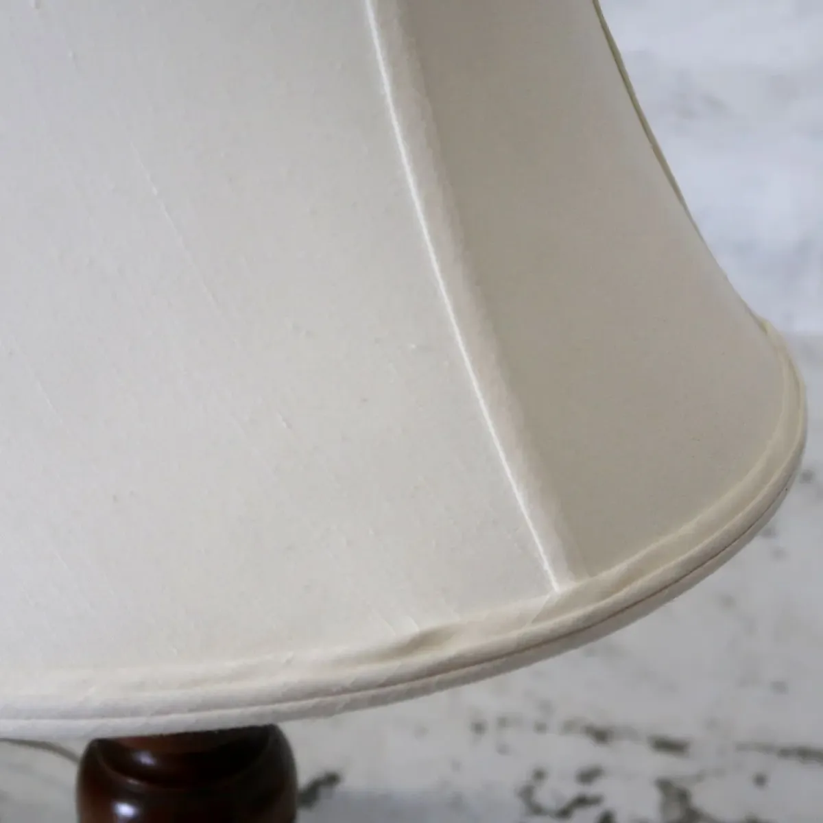 アンティーク モダンデザイン テーブルランプ