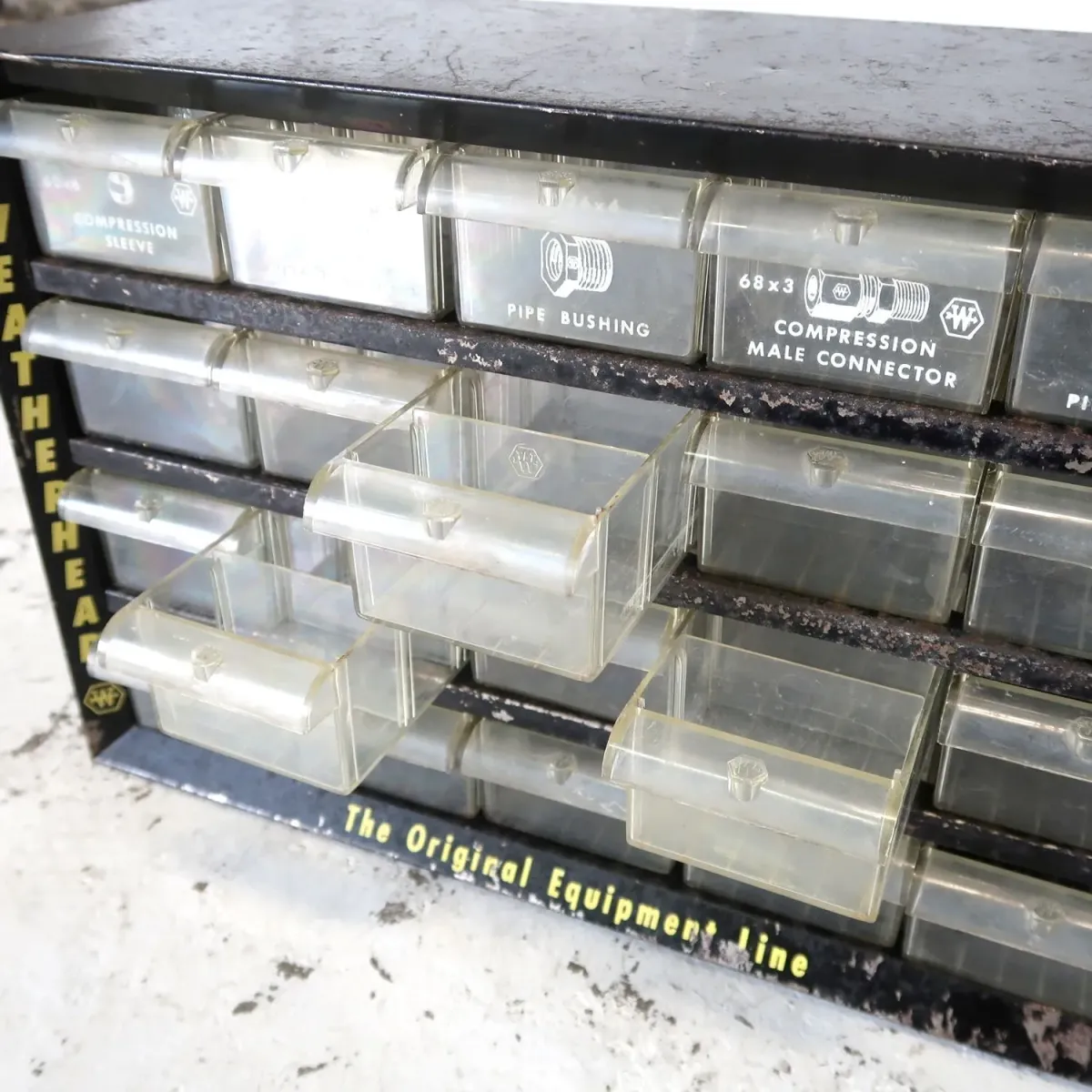 Weatherhead ビンテージ パーツキャビネット