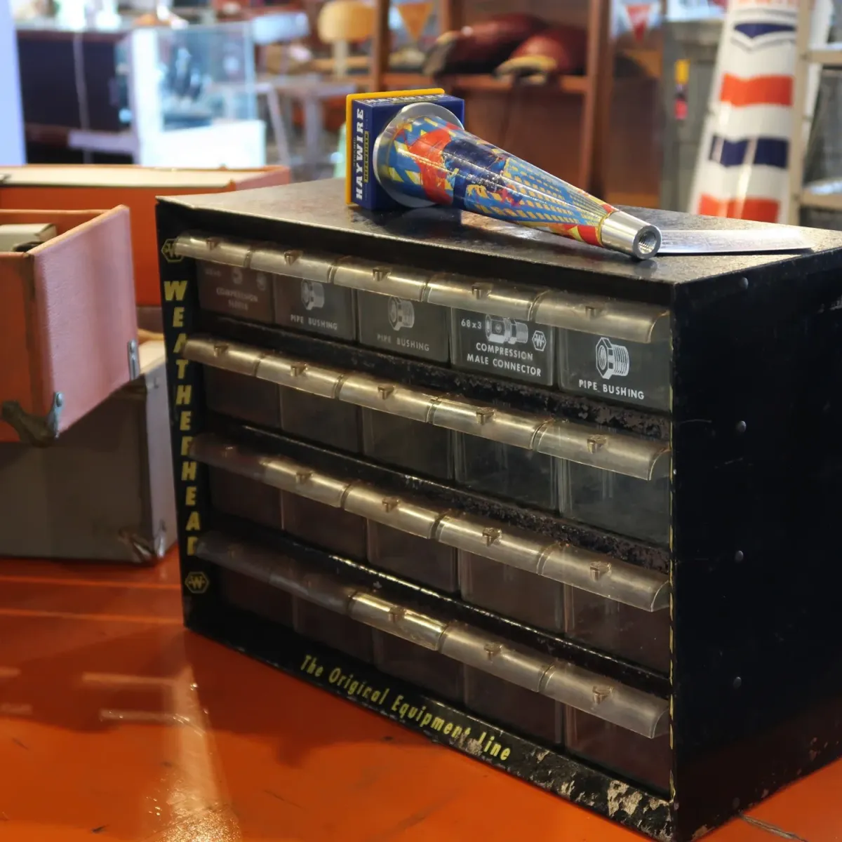 Weatherhead ビンテージ パーツキャビネット