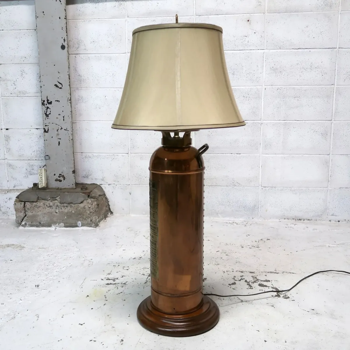 アンティーク 消火器 カスタムランプ