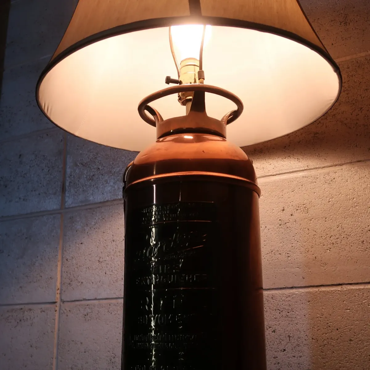 アンティーク 消火器 カスタムランプ
