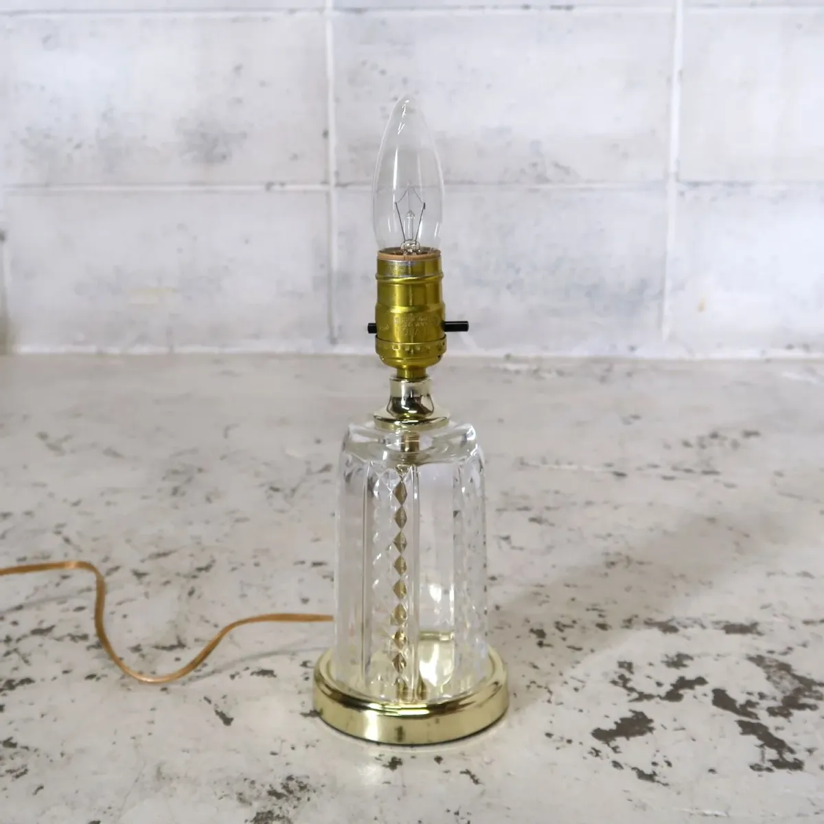 アンティーク ガラスベース テーブルランプ