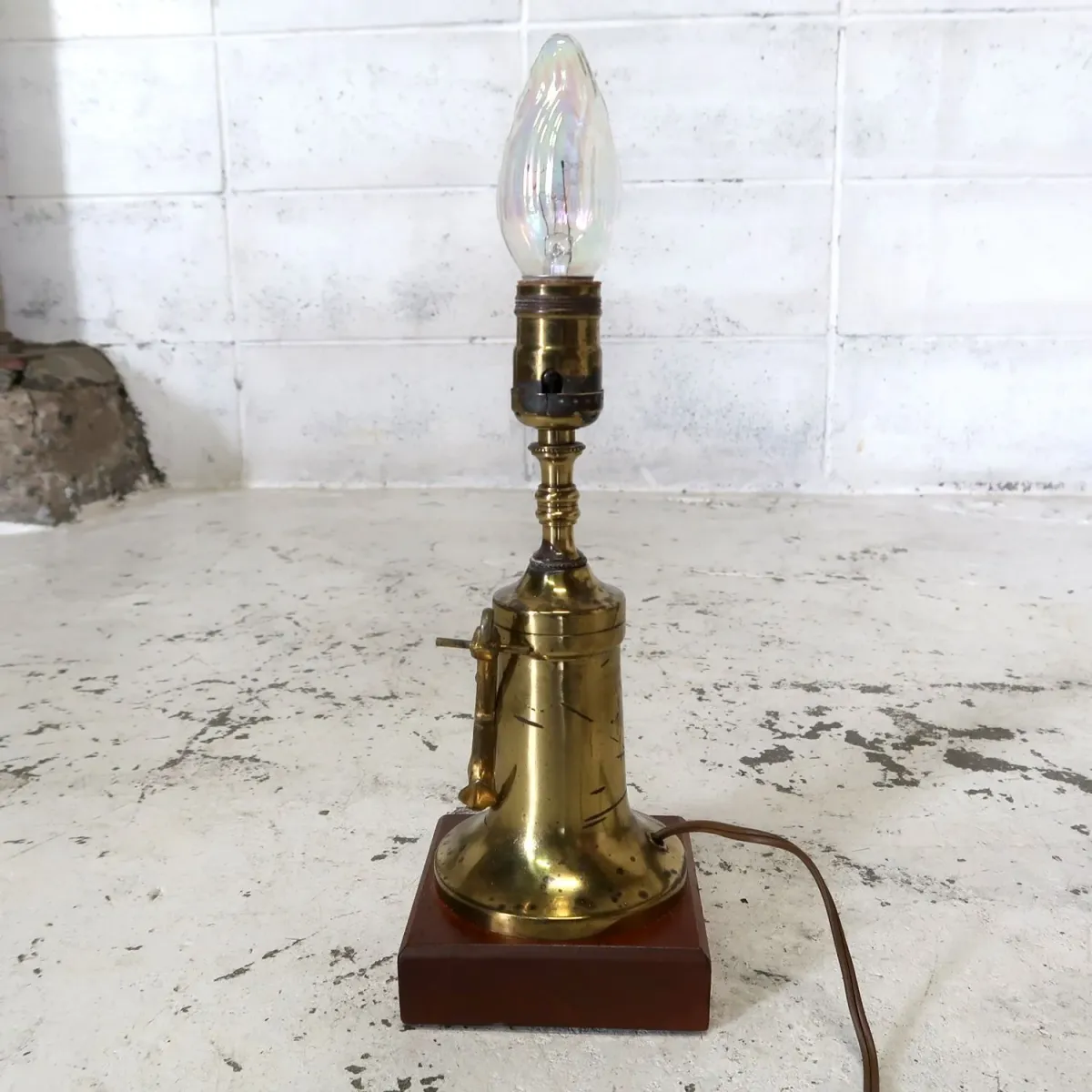 アンティーク メタルデザイン テーブルランプ アンカーモチーフ