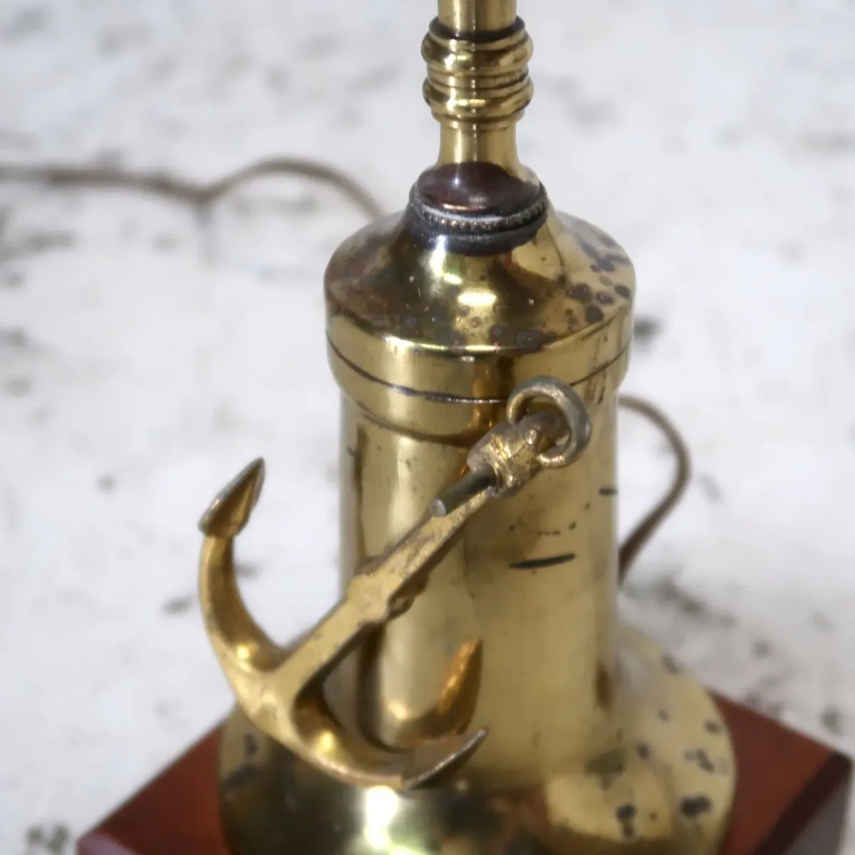 アンティーク メタルデザイン テーブルランプ アンカーモチーフ