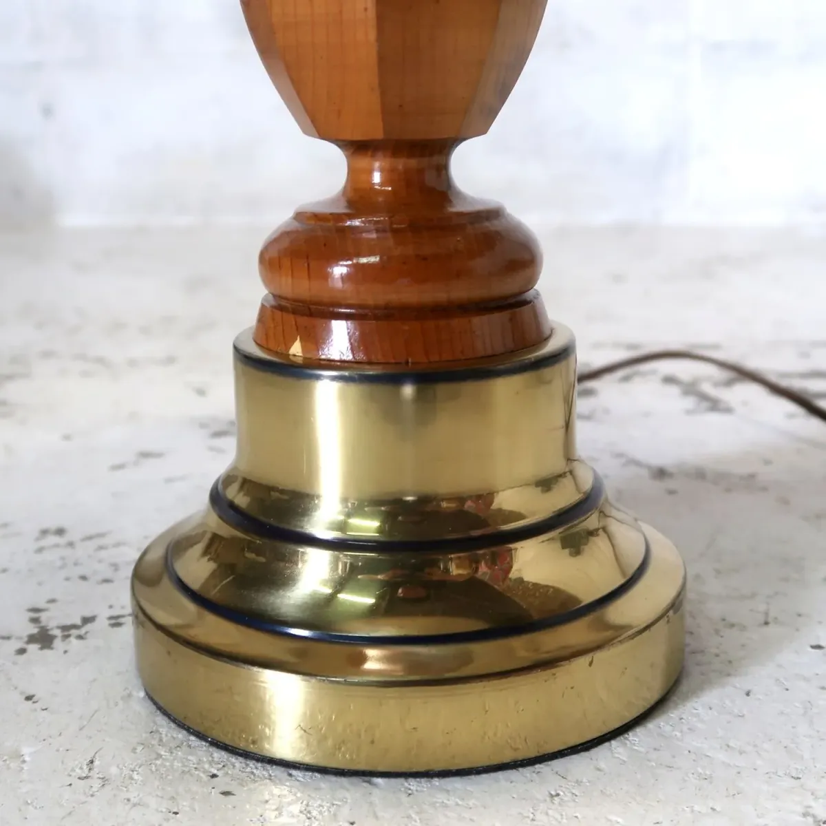 アンティーク モダンデザイン テーブルランプ