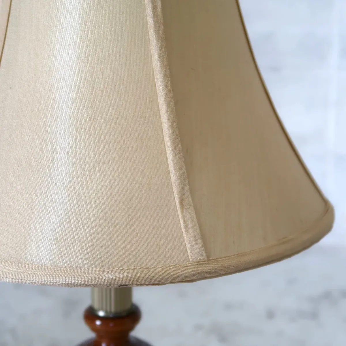 アンティーク モダンデザイン テーブルランプ