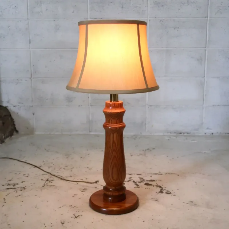 アンティーク ウッドベース テーブルランプ