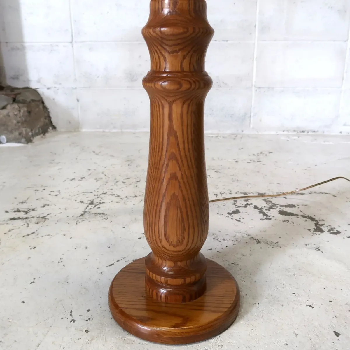 アンティーク ウッドベース テーブルランプ