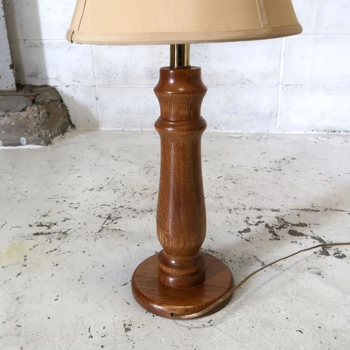 アンティーク ウッドベース テーブルランプ