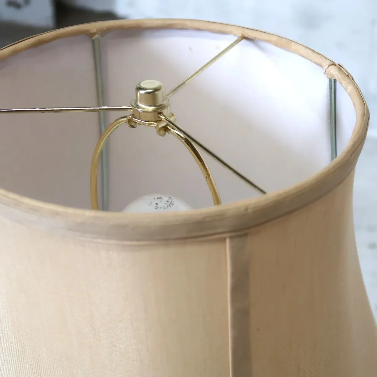 アンティーク ウッドベース テーブルランプ