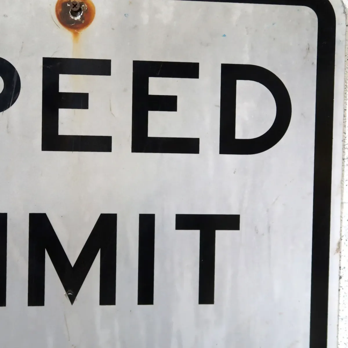 ロードサイン SPEED LIMIT 10