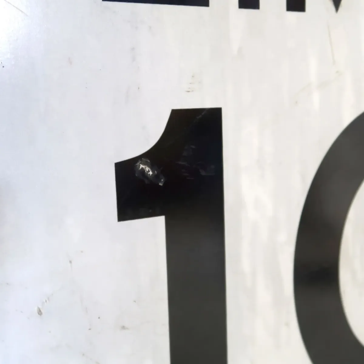 ロードサイン SPEED LIMIT 10