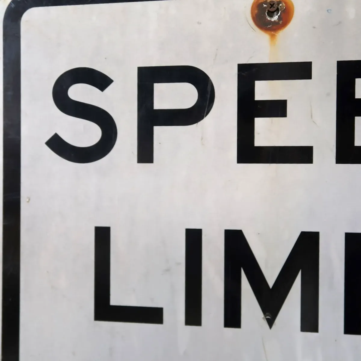 ロードサイン SPEED LIMIT 10