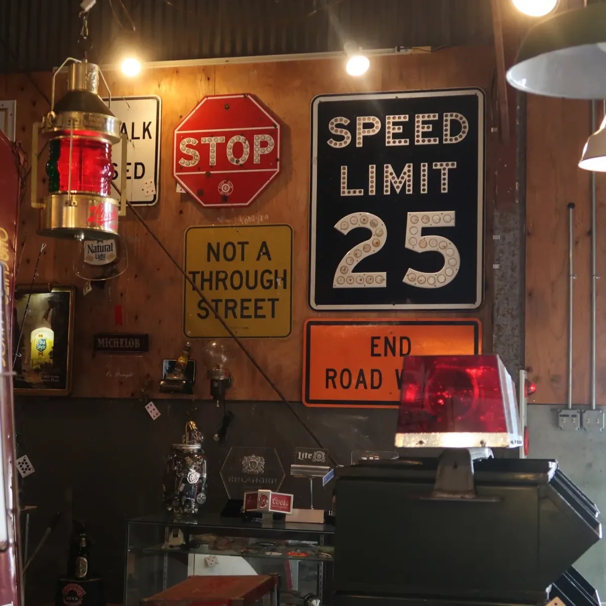 SPEED LIMIT 25 MILES 大型ロードサイン
