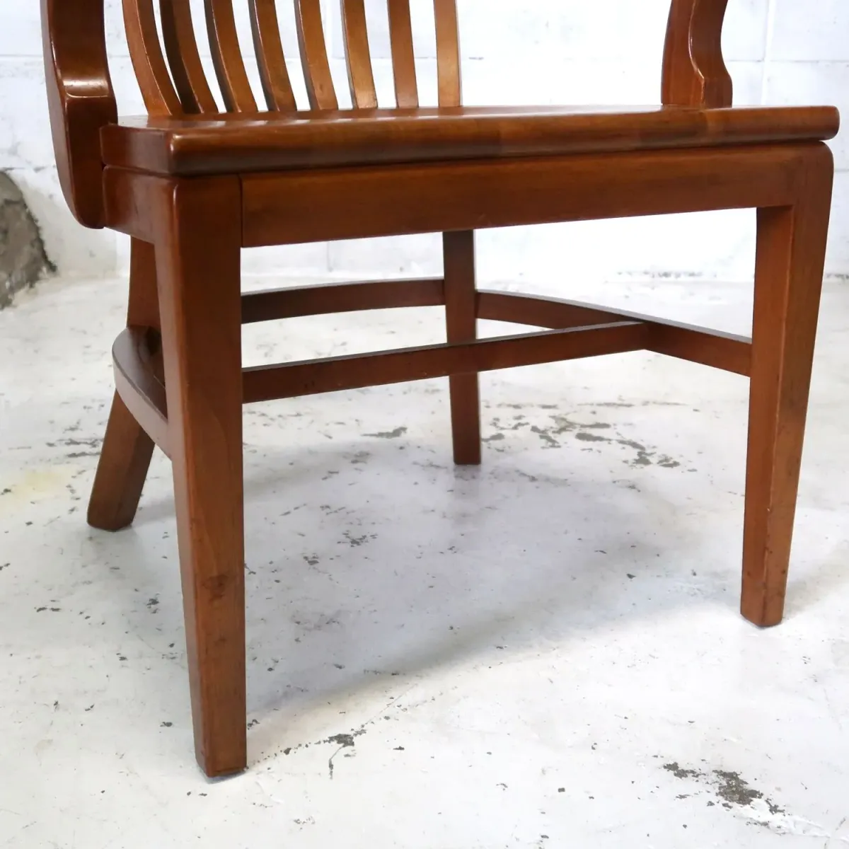 Gunlocke Chair社 アンティーク アームチェア ウォルナット