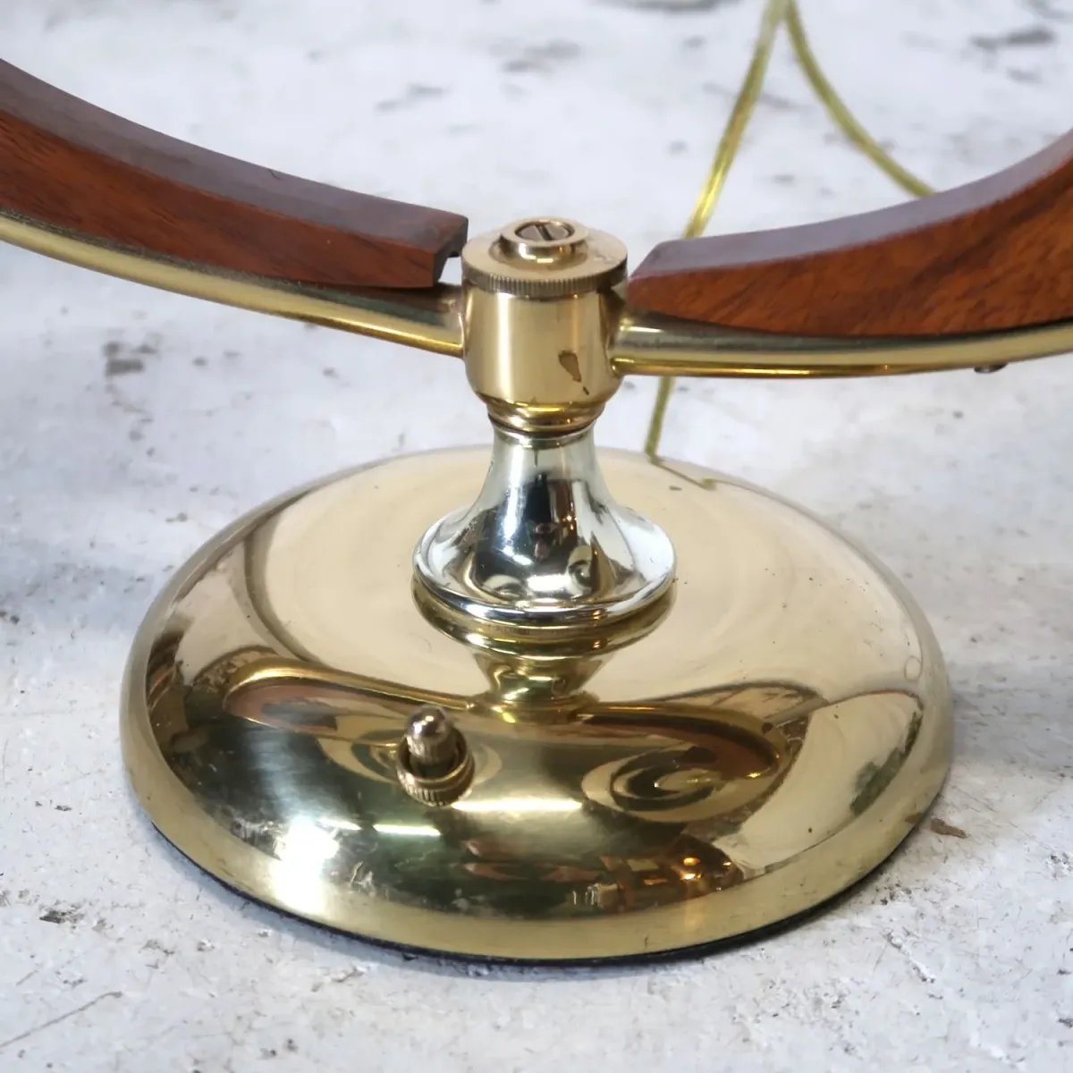 ミッドセンチュリー ファイバーテーブルランプ 2灯