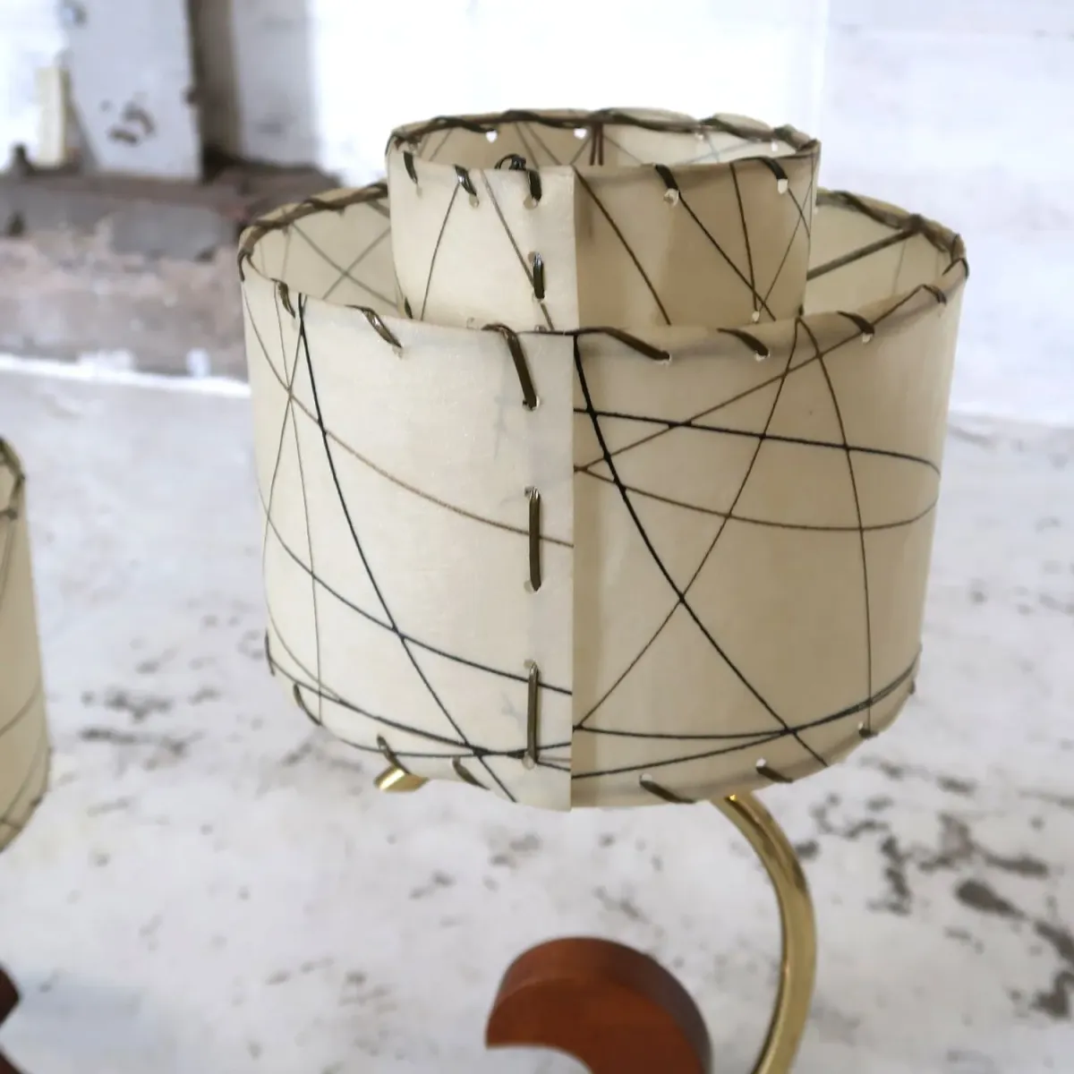 ミッドセンチュリー ファイバーテーブルランプ 2灯