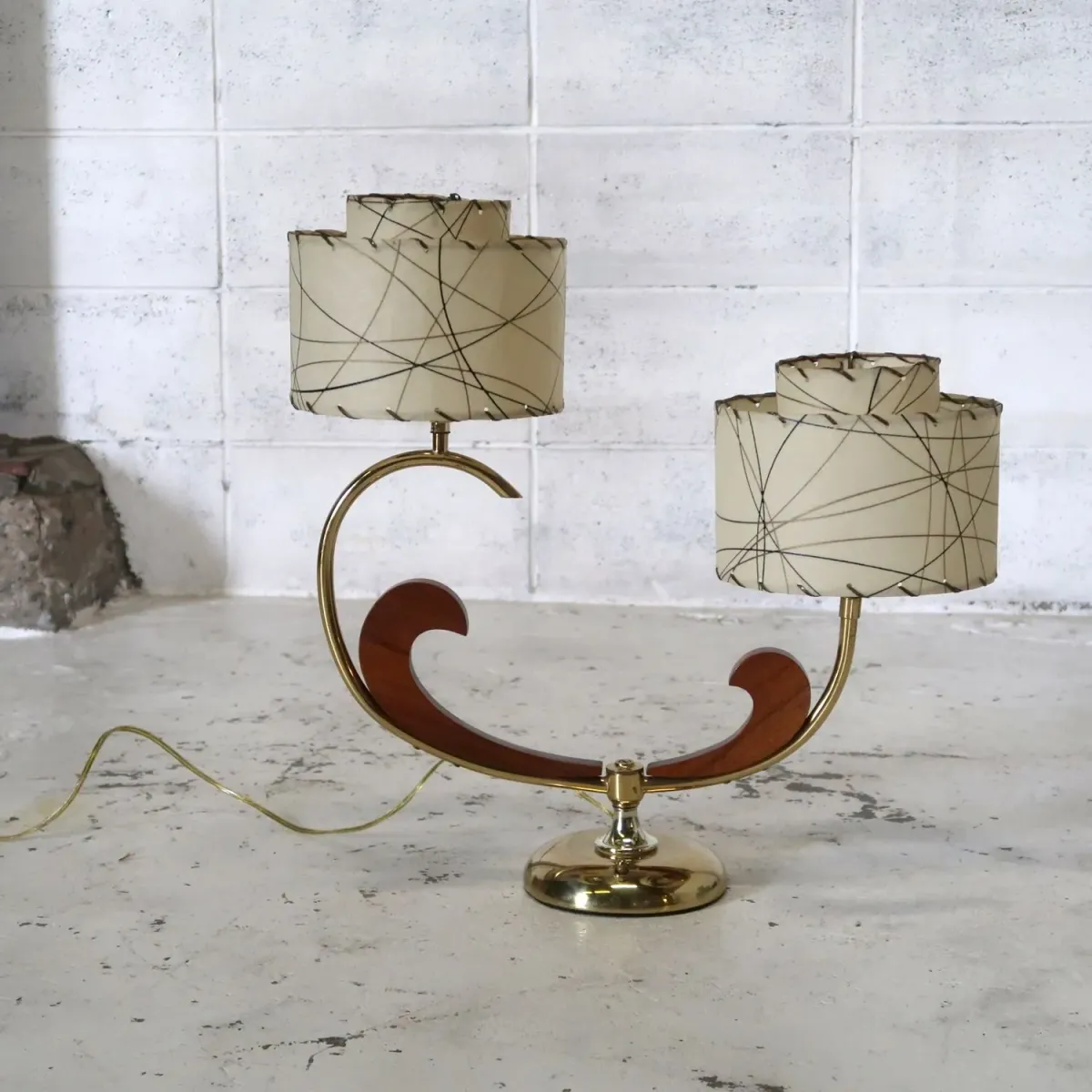 ミッドセンチュリー ファイバーテーブルランプ 2灯