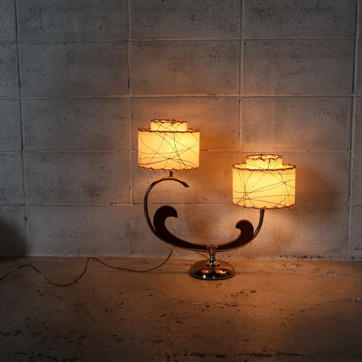 ミッドセンチュリー ファイバーテーブルランプ 2灯