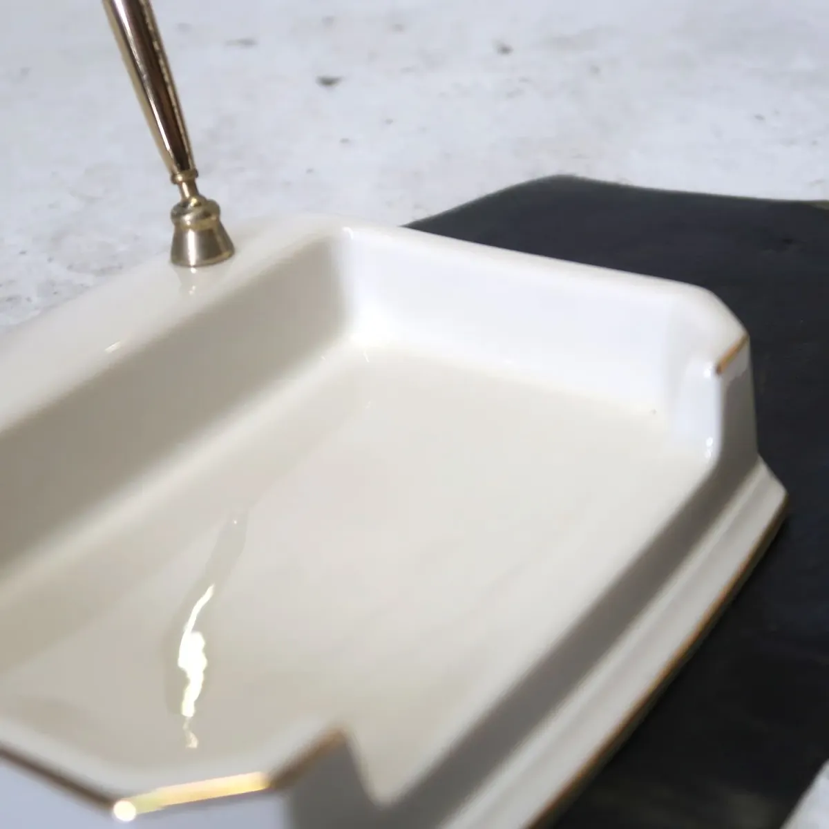 LENOX ビンテージ ペンスタンド セラミック