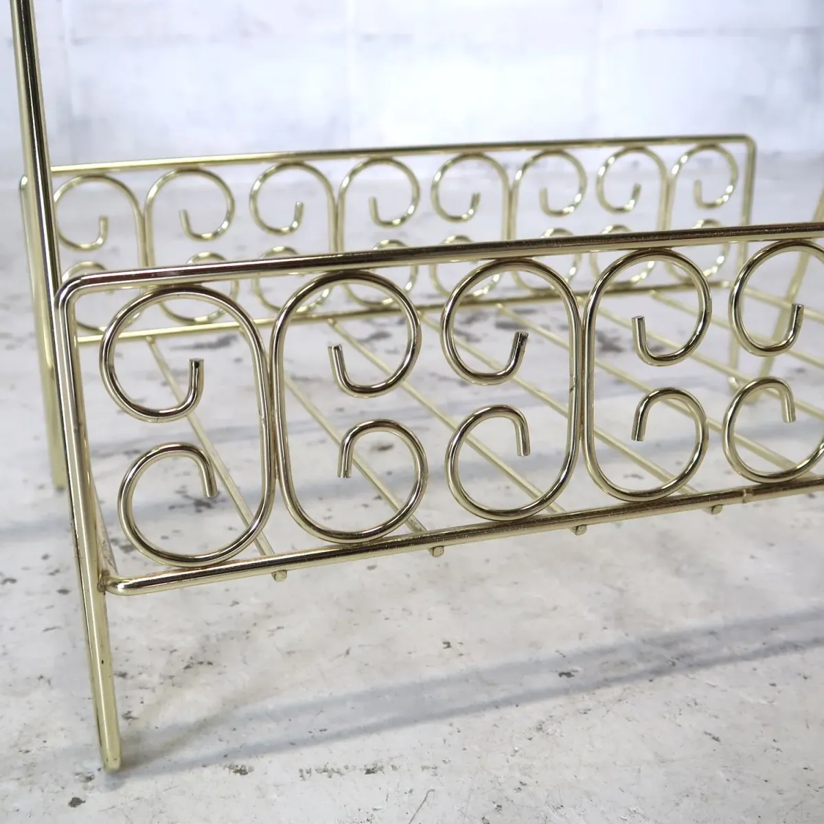 アンティーク ワイヤーメタル マガジンラック