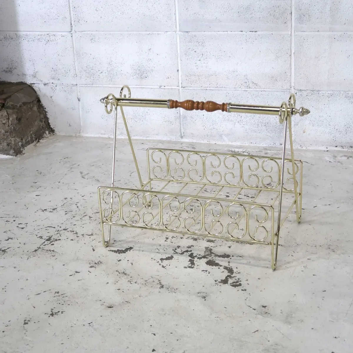 アンティーク ワイヤーメタル マガジンラック