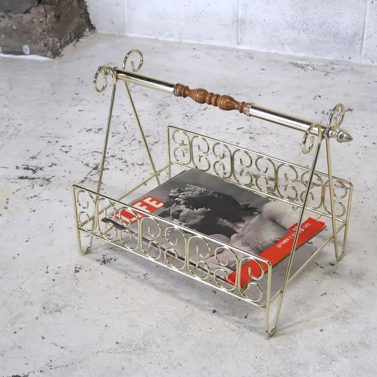 アンティーク ワイヤーメタル マガジンラック