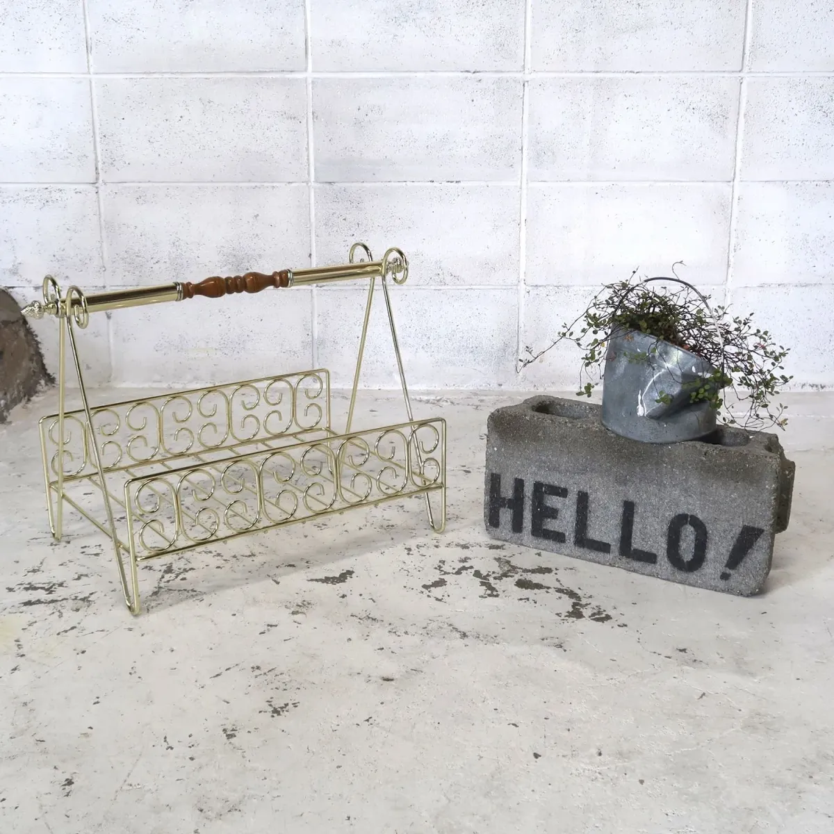 アンティーク ワイヤーメタル マガジンラック