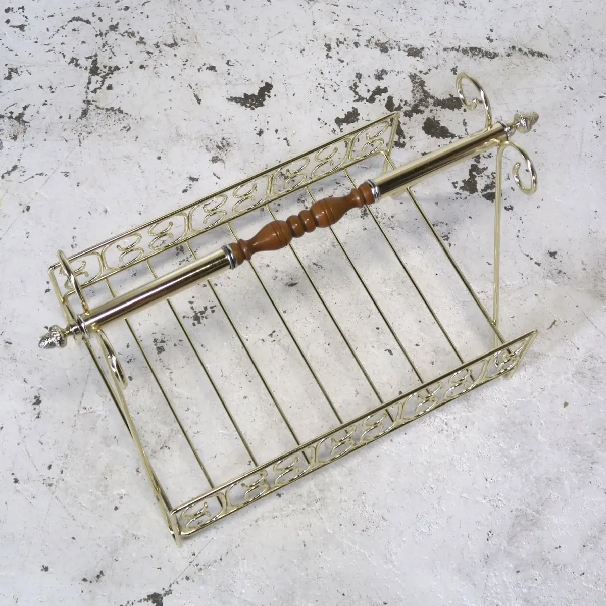 アンティーク ワイヤーメタル マガジンラック