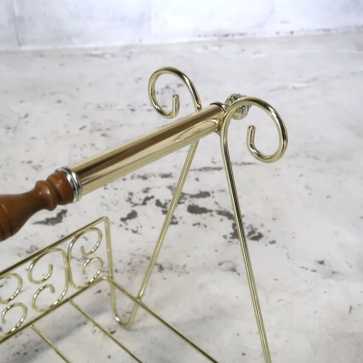 アンティーク ワイヤーメタル マガジンラック