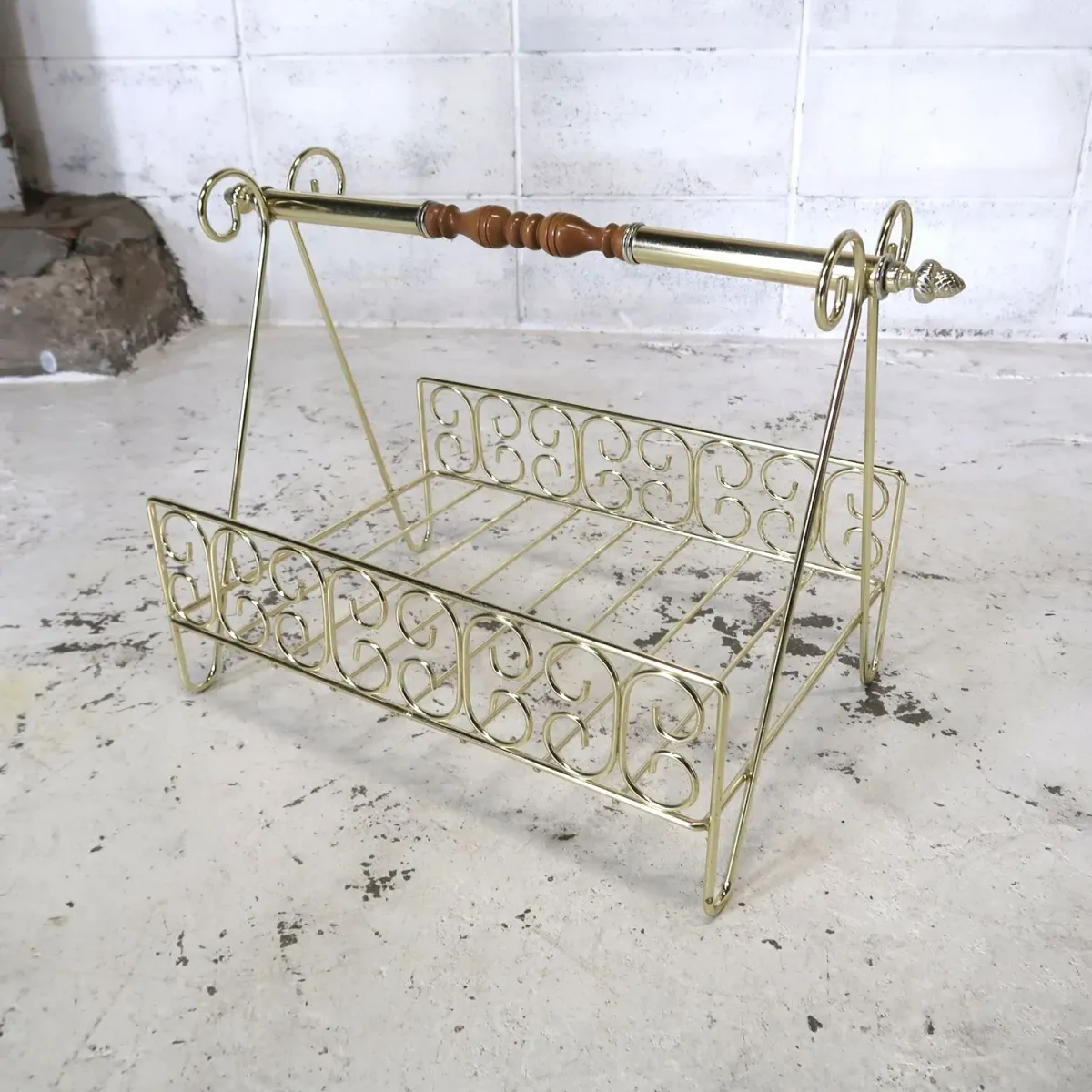 アンティーク ワイヤーメタル マガジンラック