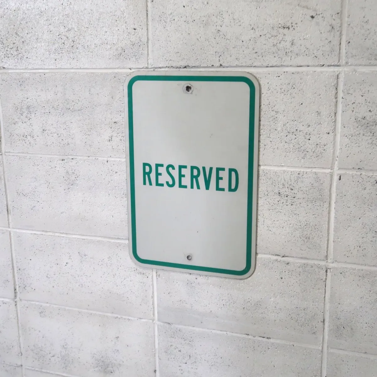 RESERVED メタルサイン